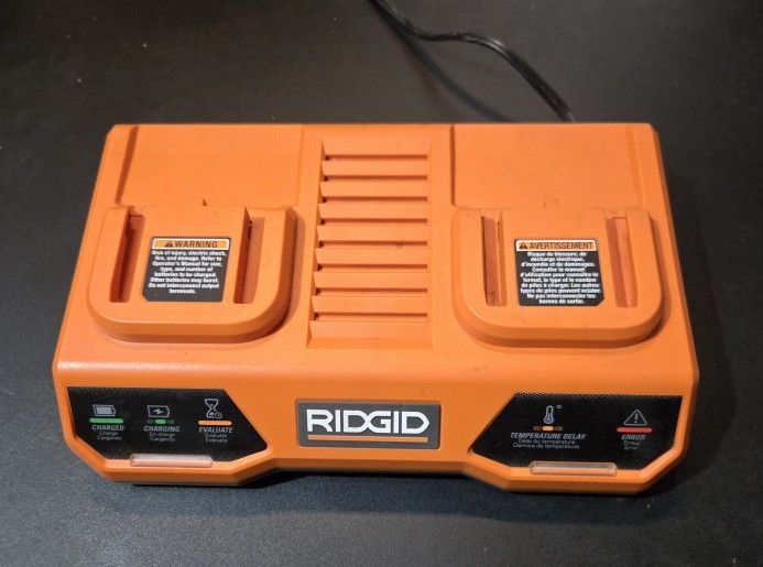 Ridgid Dual Port Lithium Battery Charger 