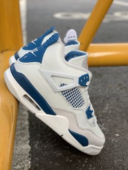 Nike air Jordan 4 military blue