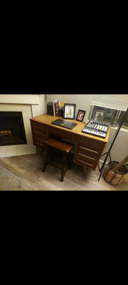 Mid Century Office Desk "Nice"