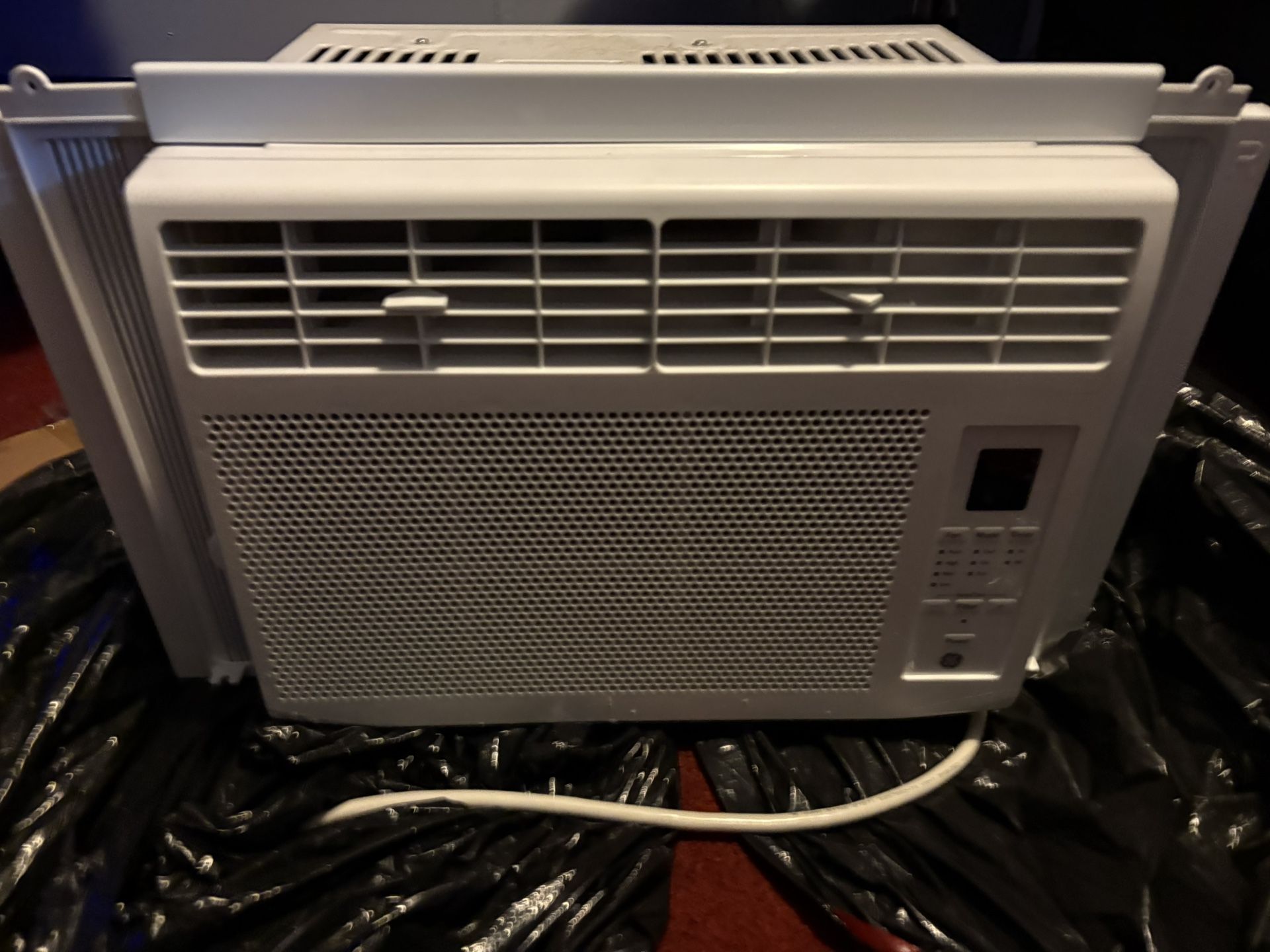 GE 5000 BTU Ac Unit