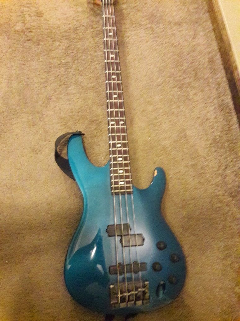 Ibanez SB900LE bass for Sale in Independence MO OfferUp