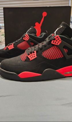 Jordan 4 red Thunder Size 13 Never worn