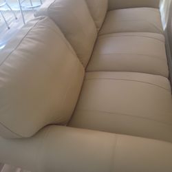  LEATHER  COUCH & LOVE SEAT& OTTOMAN 