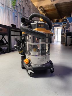 Industrial vacuum vacmaster