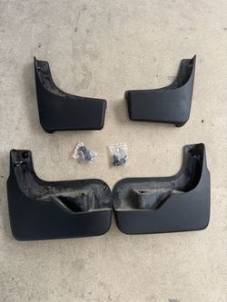 19-26 CHEVY SILVERADO MUD FLAPS