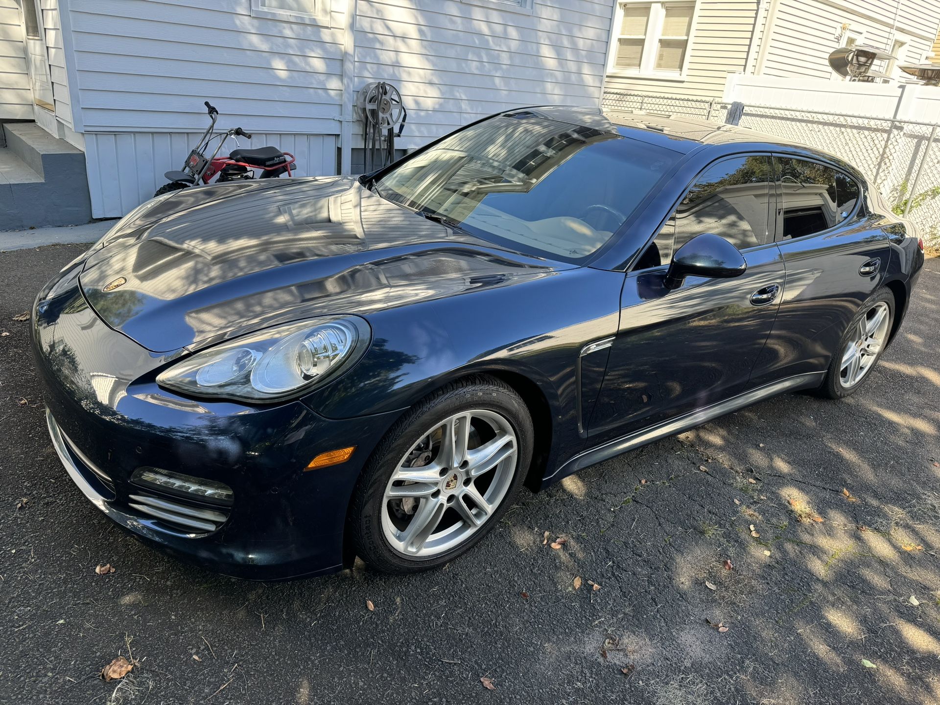 2011 Porsche Panamera