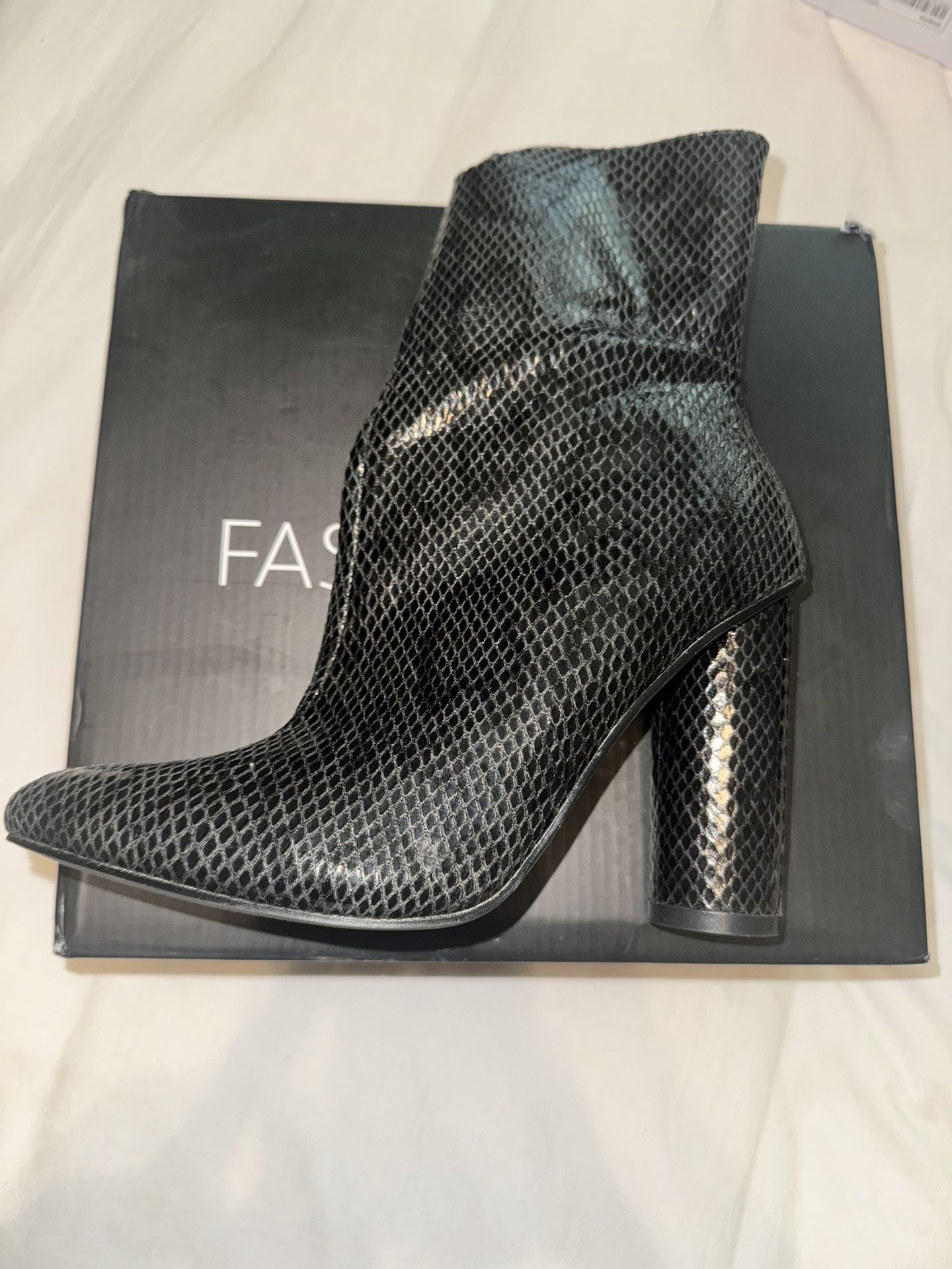 Fashion Nova Boot