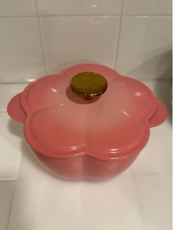 Martha Stewart collection Flower shaped Cast Iron Pot