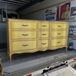 Vintage Drexel French Provincial Dresser – Solid Wood, Dovetail Drawers