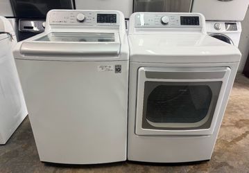 LG Washer and Dryer Set