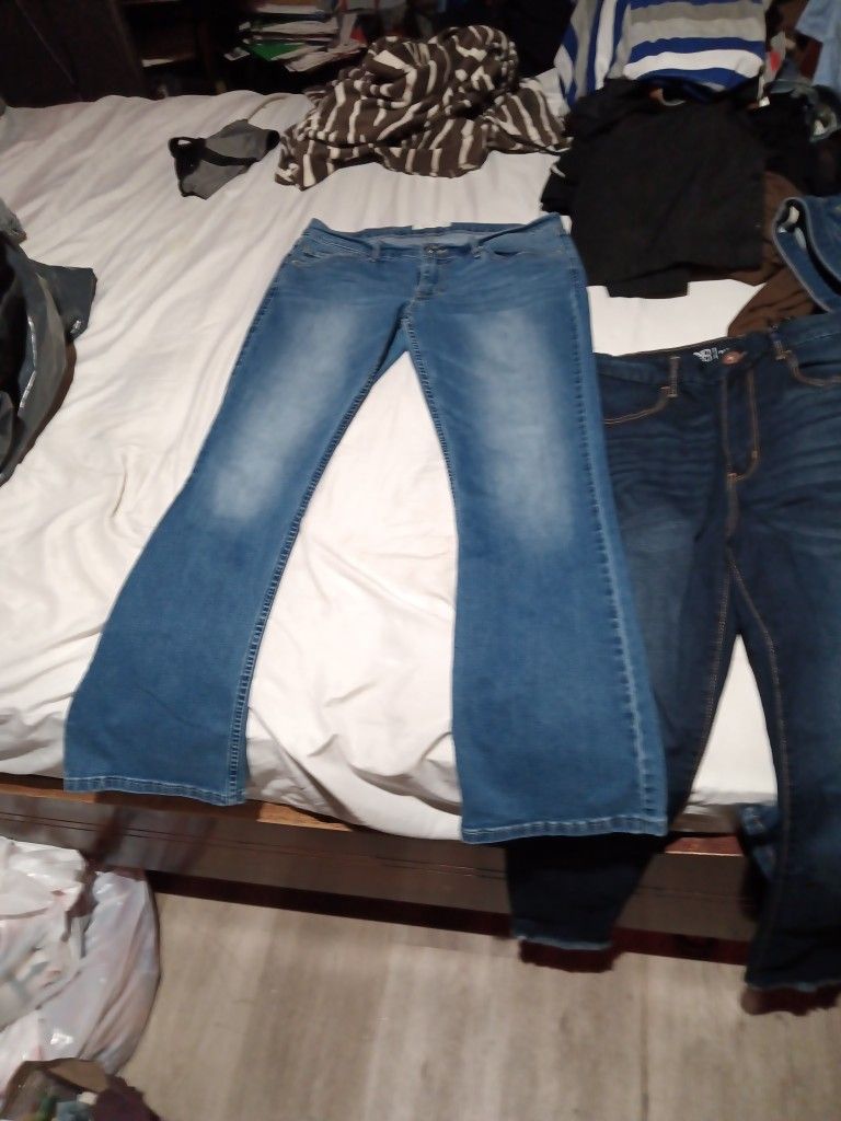 Levi's Size 11  524Bootcut