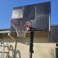 Basketball Hoop 🏀