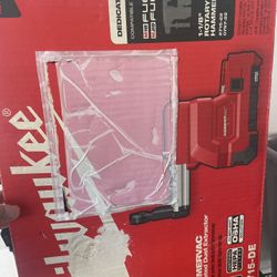 Milwaukee Hammer Vac 