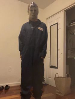 Michael Myers Halloween Costume with Mask