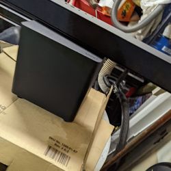 Like New Vizio Sound Bar And Subwoofer 