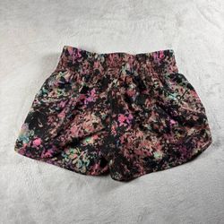 Lululemon Hotty Hot High-Rise Lined Short 3” - Women’s Size 6 Black Floral#3F