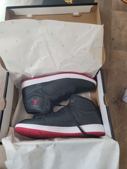 NEW JORDAN ACCESS SIZE 10