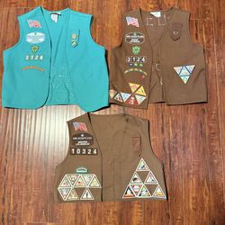 3-Girl Scouts Vest Los Angeles Brown/Green w/Patches/Pins Sz XS-Small Read Info!