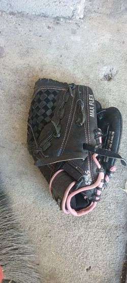 Mizuno Softball Glove