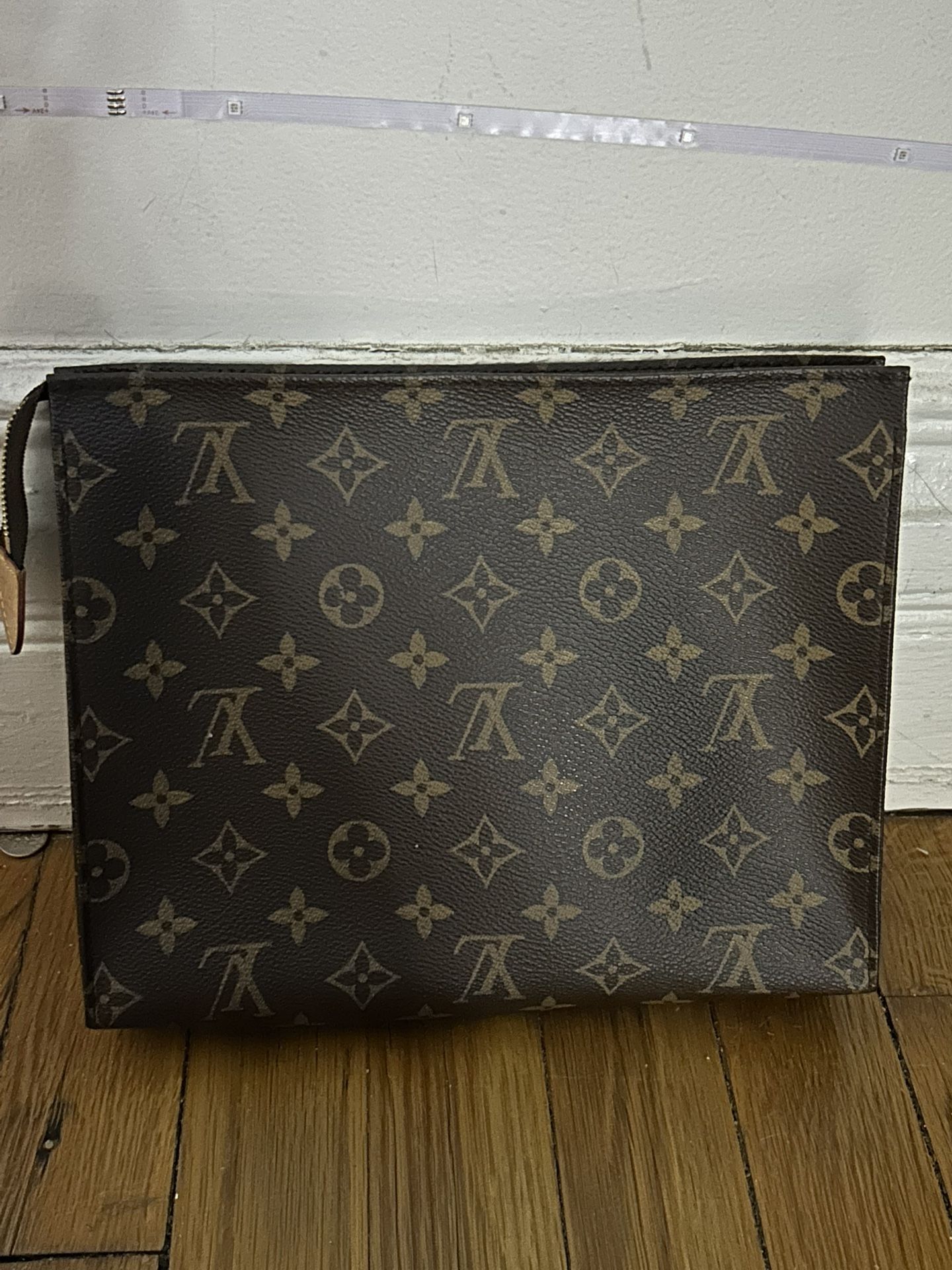 Louis Vuitton Toiletry Monogram Pouch 26 Brown Canvas