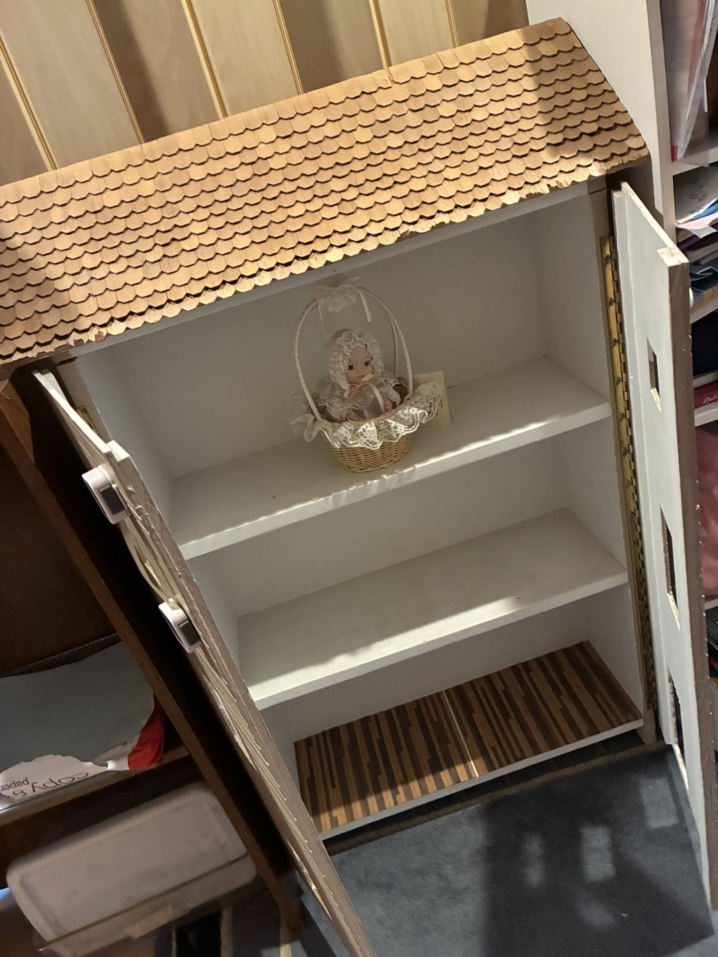 Hand Crafted Doll House Sunnyvale Home