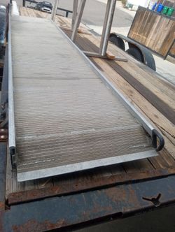 Aluminum Loading Ramp with Grip Surface