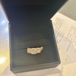 Diamond Ring 2,500 Or Best Offer 