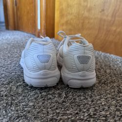 Brooks Nursing Shoes