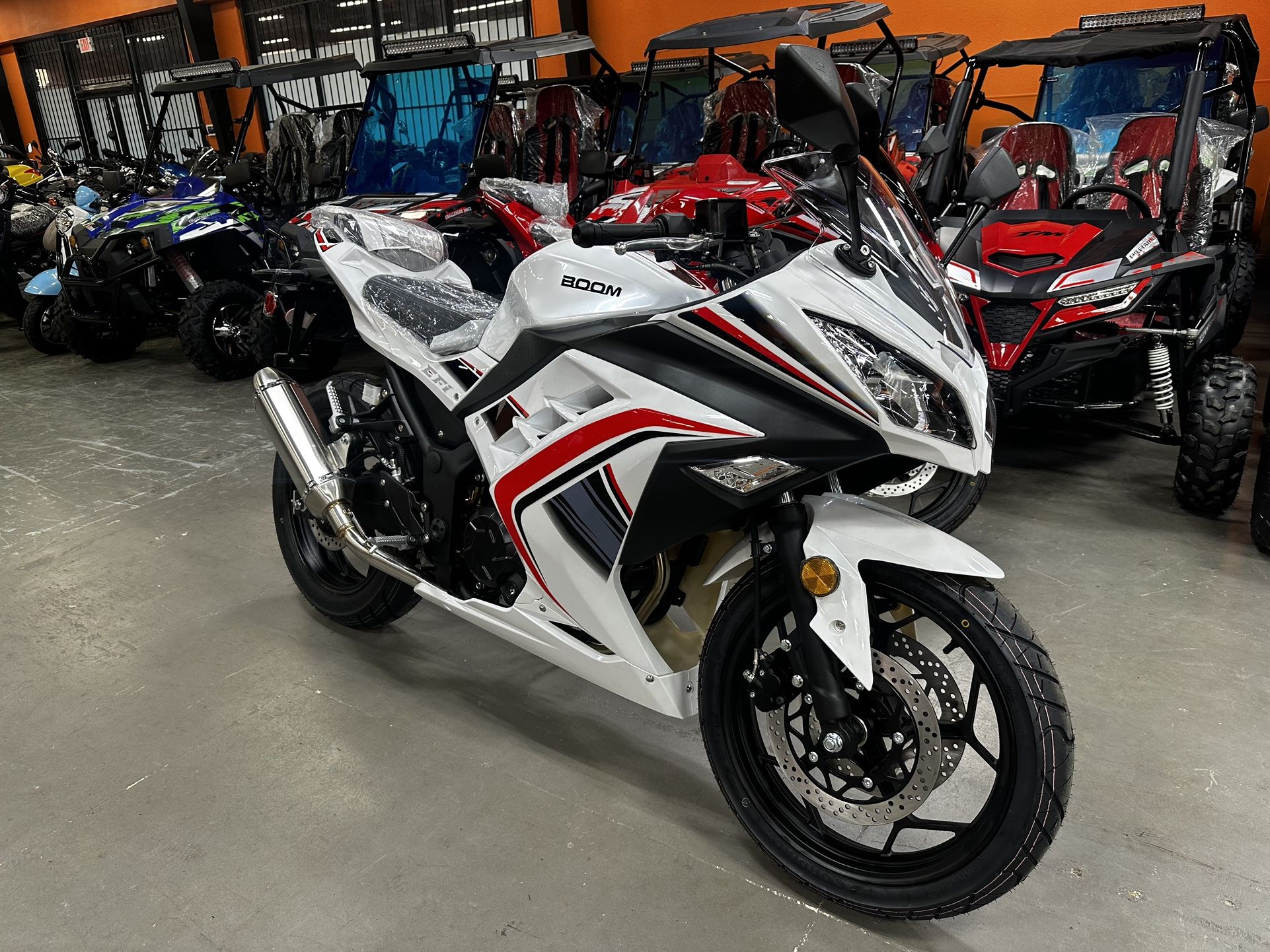 Boom 250cc Motorcycle