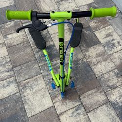 Fliker A1 Tri Scooter Yvolution Drift Scooter