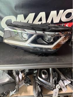 2020-2023 Volkswagen Atlas headlight