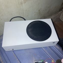 Xbox Series S 512GB With 22” HD Monitor