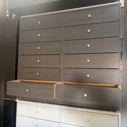 Dresser/ Twelve drawers dresser
