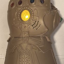Disney Thanos Electronic Fist Glove 2017 Hasbro