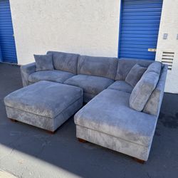 Thomasville Artesia Corduroy Fabric Sectional with Ottoman (Dark Gray) NEW