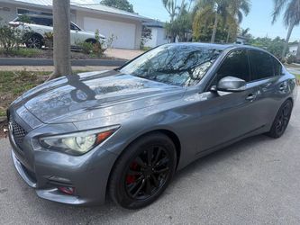 2016 INFINITI Q50