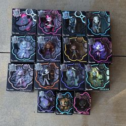 SEE DESCRIPTION FOR INDIVIDUAL PRICES!!—NEW Monster High Vinyl Figures (See All Pics)
