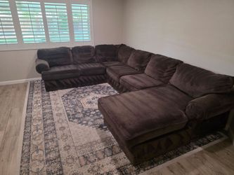 Sectional (XL chaise and ottoman)