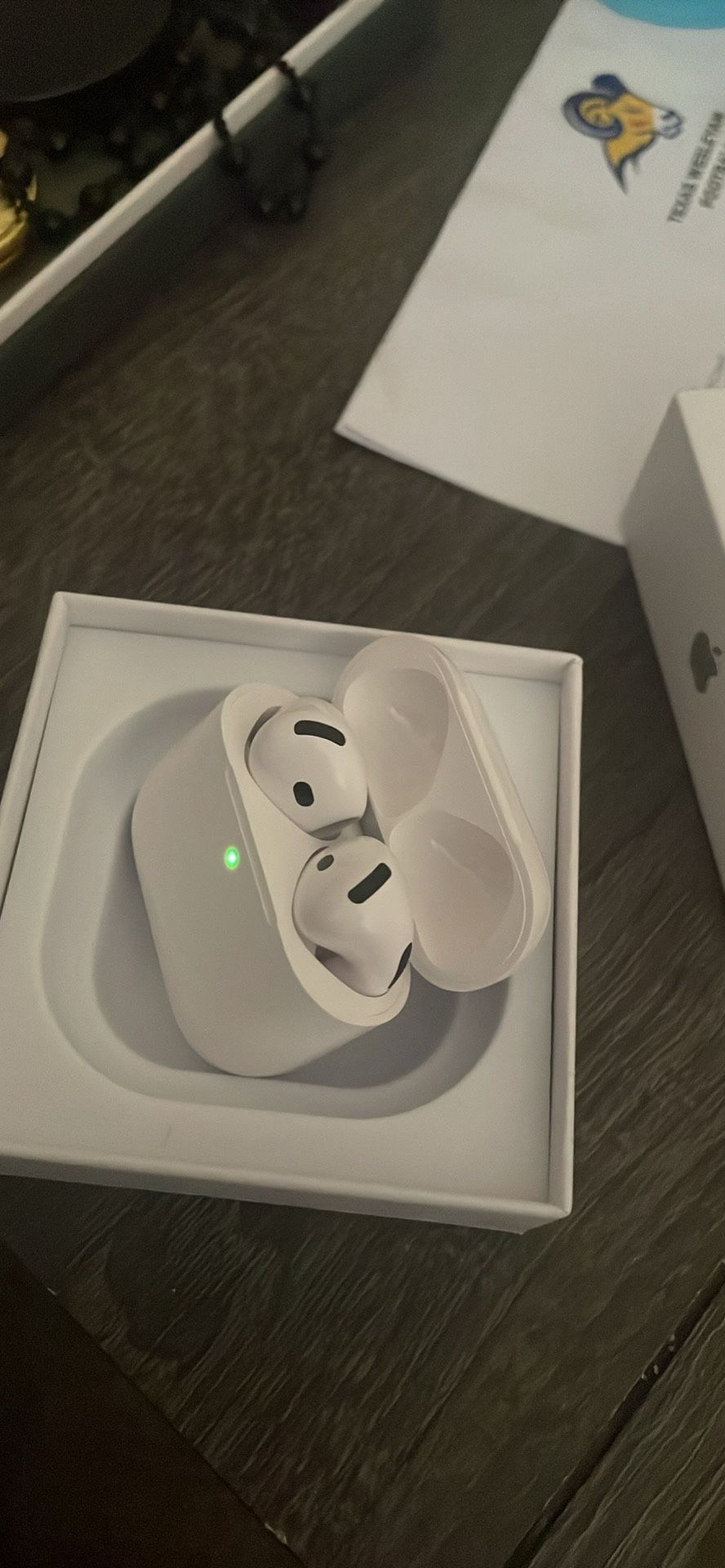 Apple Airpods 4