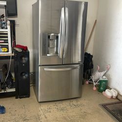 LG refrigerator 