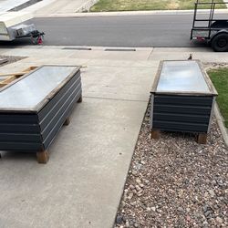 Planter boxes pair of 2