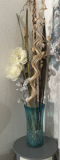 Decoration $30 or both for $50 (Flowers in Vase INCLUDED with Vase)