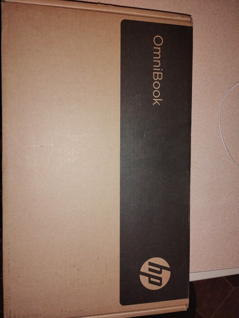 HP OmniBook 5 Laptop (Model 16-ag1017cl) - Brand New in Box