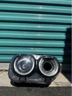 Dodge Challenger Hellcat 2015 2016 2017 … 2018 2019 2020 .. 2021 2022 2023 Right Side XENON Headlight OEM COMPLETE