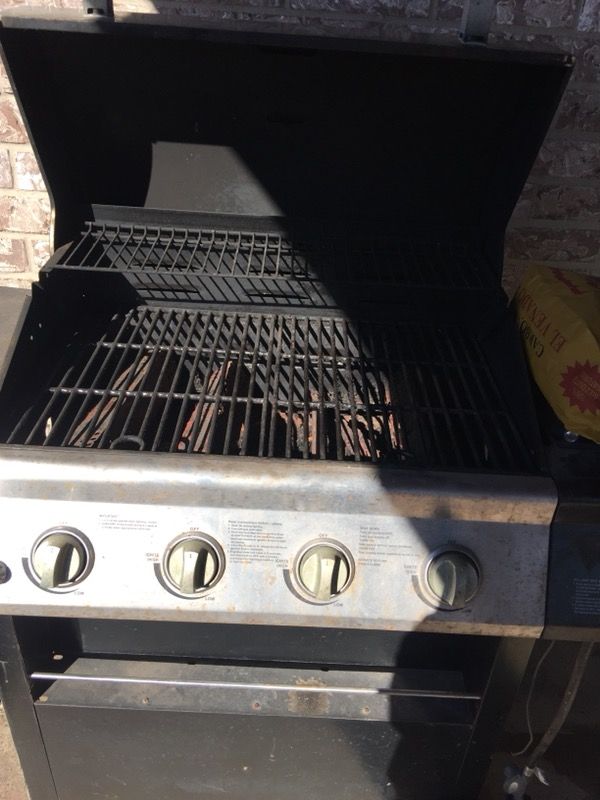 Gas grill for Sale in McAllen, TX OfferUp