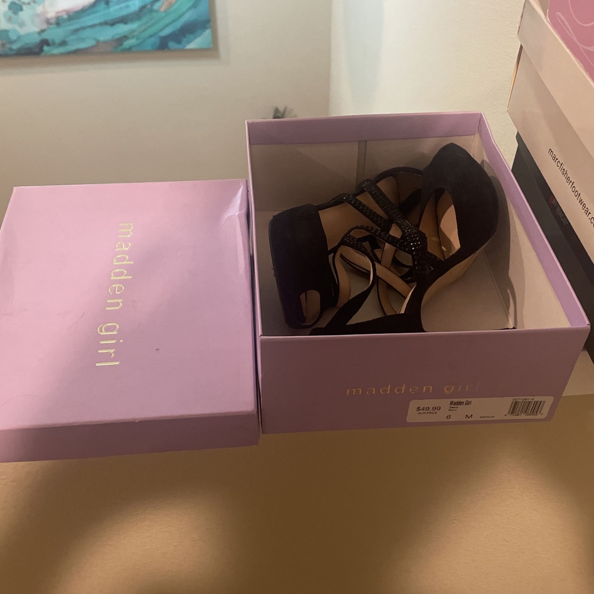 Women Shoe Size 6 Madden Girl