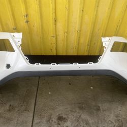 Front Bumper Nissan Rogue. Perfect Condition No Broken.  2021-2022-2023. 