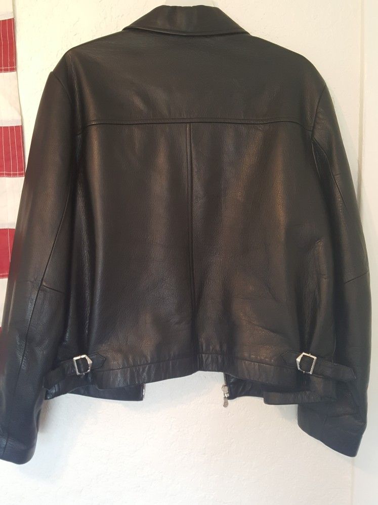 BEAUTIFUL Roundtree & York Leather Jacket Size Med Mens