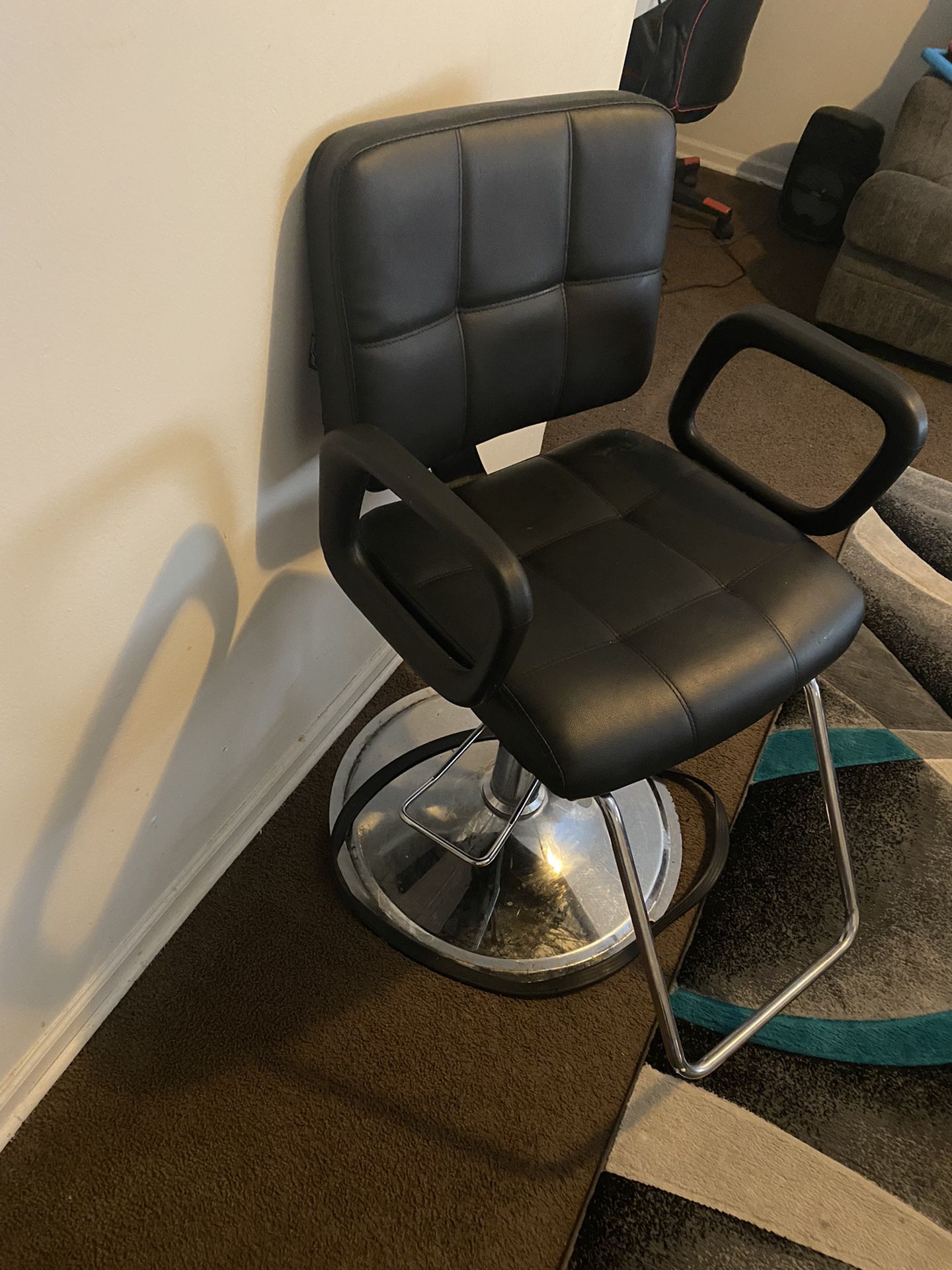 Barber Chair/ Gaming Chair