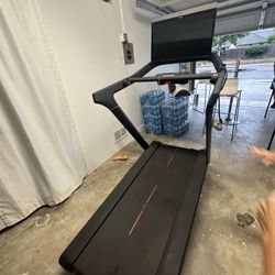 Tread Mill 